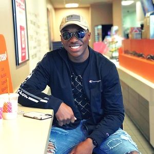 Meet your Posher, Caleb